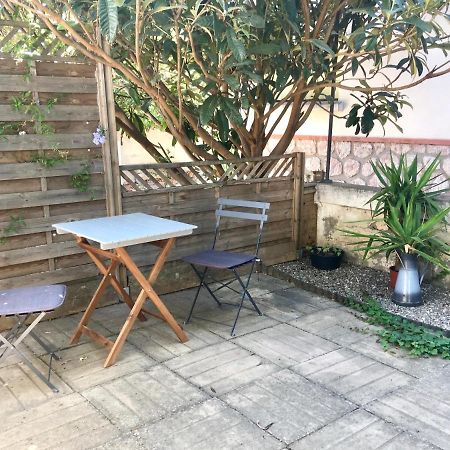 Dans Une Maison, Appartement Independant Et Jardin Perpignan Exterior foto